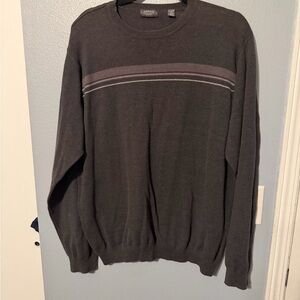 Arrow Men's Dark Gray Crewneck Sweater with Subtle Stripe